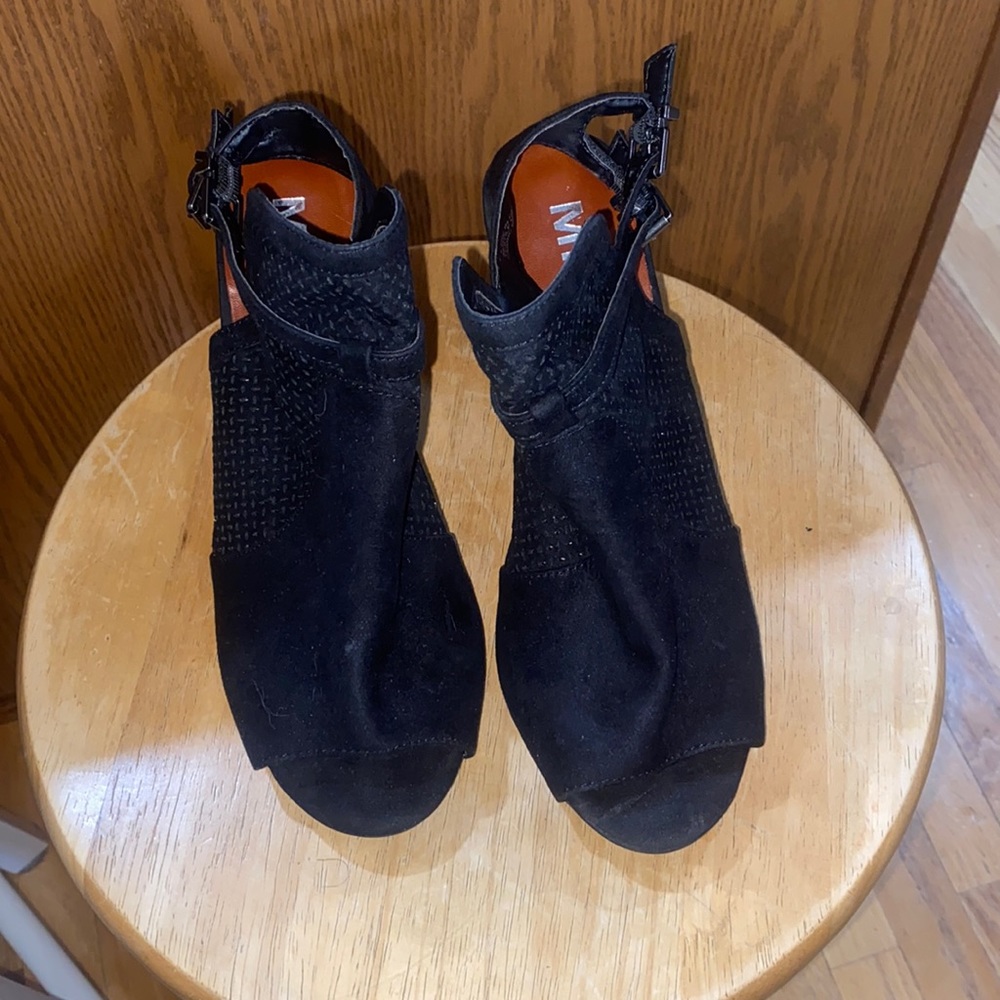 Mia Peep Toe Sling Back Shoes